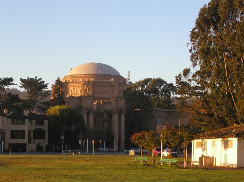 06_Palace_of_Fine_Arts_at_dawn