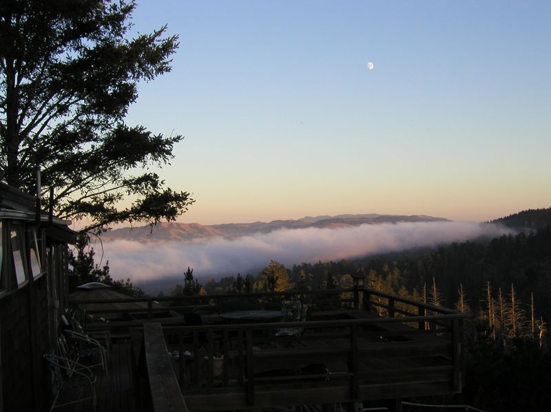 03 Fog rolling in